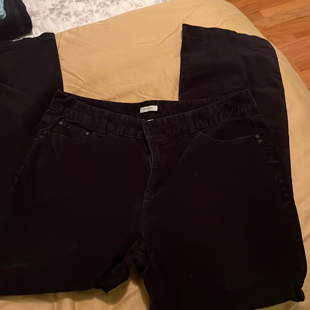 Liz Claiborne Petite stretch boot leg corduroy pants